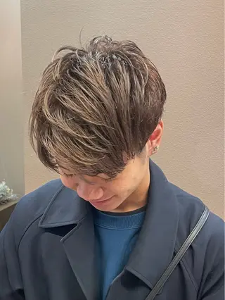 カラー メンズ ピノシーループユナイテッド所属・暖色/ブリーチ/メン ズパーマ/ﾐﾜﾁｶｺのヘアスタイル