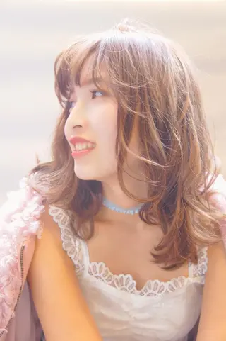 ミディアム カラー yuki🌼 Hip's decoのヘアスタイル