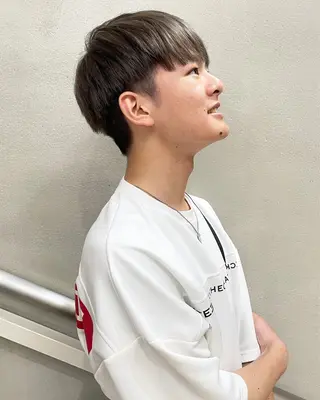 カラー メンズ 佐藤 永夏のヘアスタイル