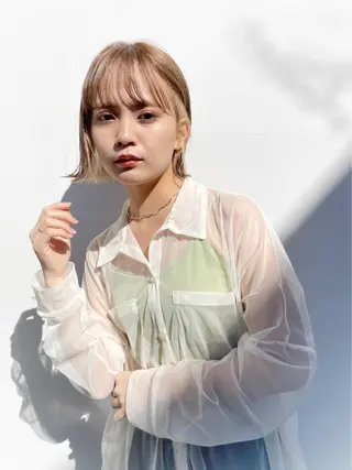 ショート yelm所属・🫒オリーブカラー ミディアムレイヤー✨のヘアスタイル