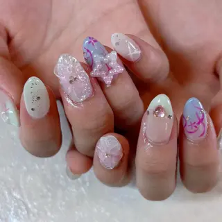 ネイル mimi 高石桃朱のネイルデザイン