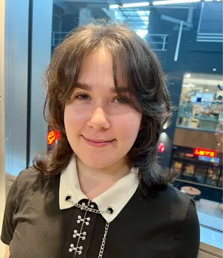 ミディアム 舟橋 瑞稀のヘアスタイル