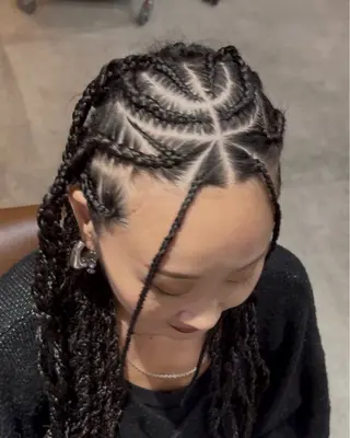 ヘアアレンジ ticro所属・ヘア・ネイル yutsukIのヘアスタイル