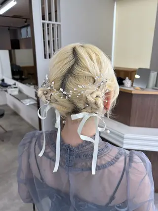 ヘアアレンジ monaヘアアレンジ 🎀/お呼ばれのヘアスタイル