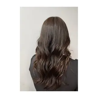 ロング カラー 二ヶ月綺麗が続く デザイン/星野六三四のヘアスタイル