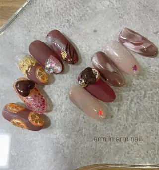 ネイル arm in arm ︎✿Yamamotoのマツエク・マツパデザイン