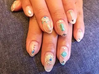 ネイル 髙城 亜紀のネイルデザイン