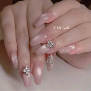 ネイル Linh Nailのネイルデザイン