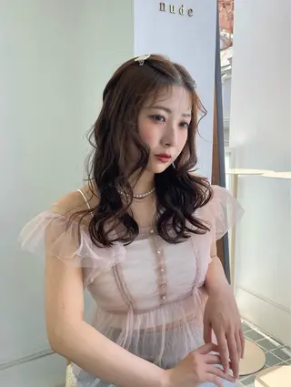 ロング カラー 愛莉/ラベンダー/ ベージュ/ブラウンのヘアスタイル