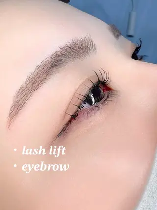 マツエク・マツパ MMU eyelash eyebrow salon所属・MMU＊ OTANIのマツエク・マツパデザイン