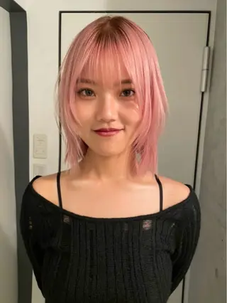 ミディアム 韓国レイヤーカット/ ハイトーン/マアヤのヘアスタイル