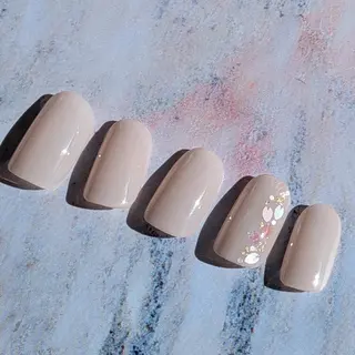 ネイル 6RokuHair（ロクヘアー)所属・門川 茉奈美のネイルデザイン