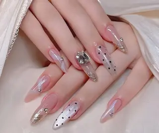 ネイル 清水 亞美のネイルデザイン