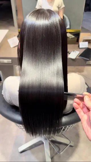 セミロング カラー パーマ 米倉 群のヘアスタイル