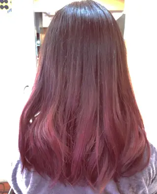 ミディアム セミロング ロング カラー 推し活専用 【派手髪】飯野ゆかりのヘアスタイル