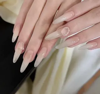 ネイル Oomiya 服部のネイルデザイン