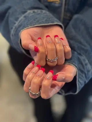 ネイル BRAIDZY HOUSE.hair studio所属・吉野 はるかのネイルデザイン