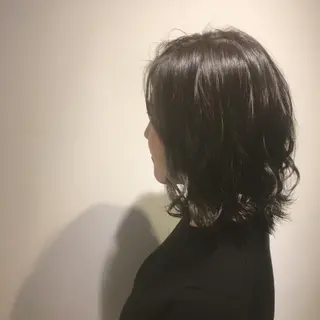 ミディアム カラー しのはら まどかのヘアスタイル