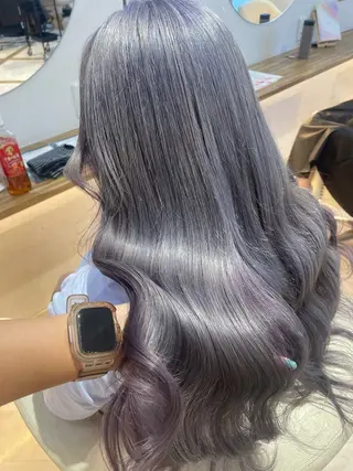 ロング Lovis moa 〘国分　かな〙のヘアスタイル