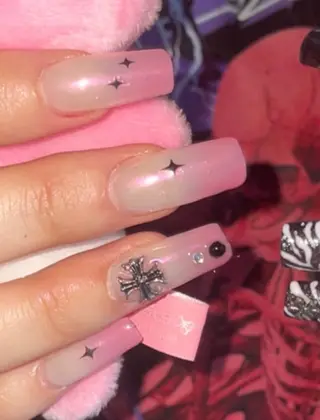 ネイル Beauty Salon COCO所属・篠塚 海碧のネイルデザイン