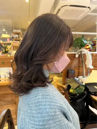 ミディアム 暖色カラー/レイヤー カット/Yunaのヘアスタイル