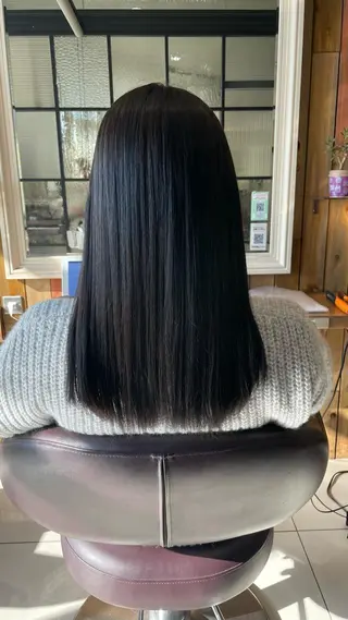 セミロング 韓国カラー／エクステ 松戸梨杏のヘアスタイル