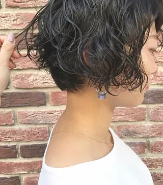 ショート パーマ A10+α所属・加茂 しのぶのヘアスタイル