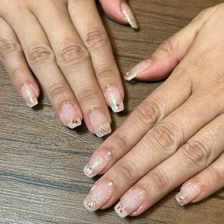 ネイル HENRIETTA NAILSALONのネイルデザイン