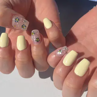 ネイル KARIN LANDHAKATAのネイルデザイン