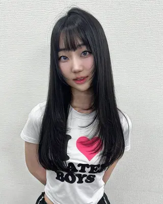 ロング カラー ヘアアレンジ 韓国レイヤーカット /韓国トレンドカラーのヘアスタイル