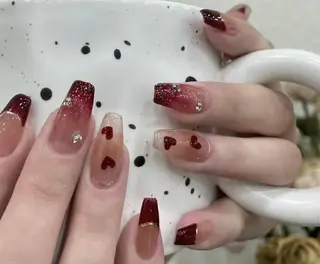 ネイル VIVIAN エイのネイルデザイン