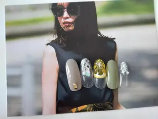 ネイル bloom *のネイルデザイン