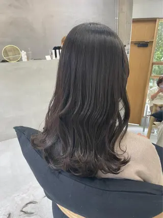 セミロング 北田 美琴 / 柔らかいカラーのヘアスタイル