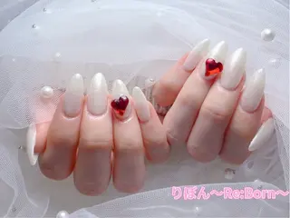 ミディアム りぼん Re:Bonrのネイルデザイン