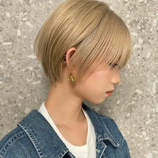 ショート ミルクティーベージュ 🩰🤎miharuのヘアスタイル