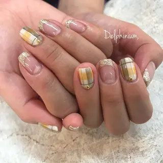 ネイル 岡本 友恵のネイルデザイン