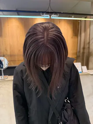 ショート カラー ミルクティー× グレージュMOMOのヘアスタイル