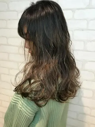 パーマ カラー ロング Hair&Make EARTHのヘアスタイル