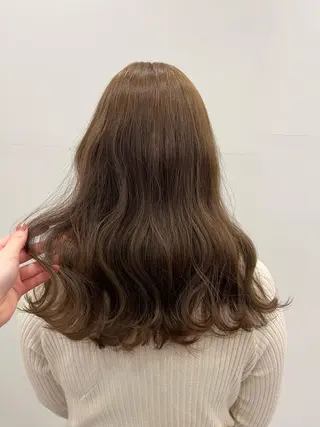 セミロング カラー haruka 🩶のヘアスタイル