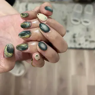 ネイル nailroom own所属・maino ( own　)のネイルデザイン
