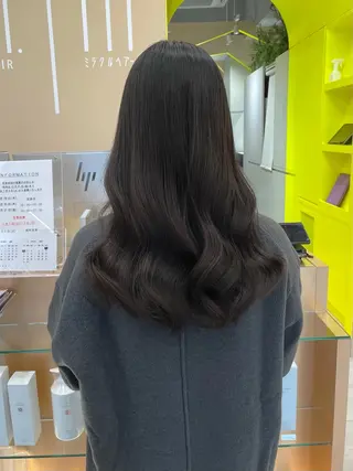 ロング カラー 髙橋 かすみのヘアスタイル