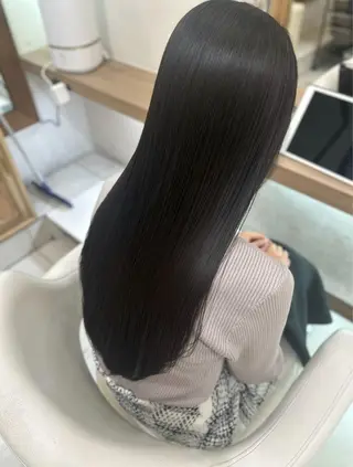 ロング パーマ パーソナルな髪質改善 縮毛矯正ササキナツミのヘアスタイル