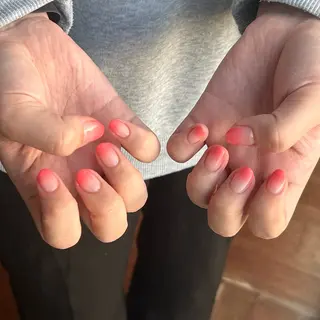 ネイル JilL次郎丸店所属・屋嘉比 姫香のネイルデザイン