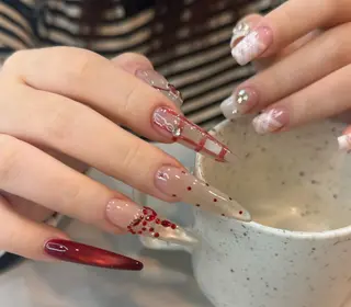 ネイル Pure&Rich Nailのネイルデザイン