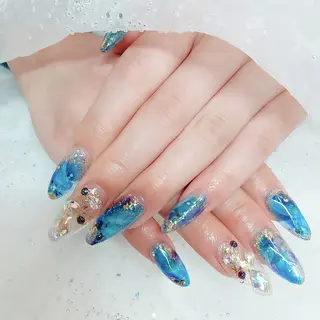 ネイル 柘植 祐子のネイルデザイン