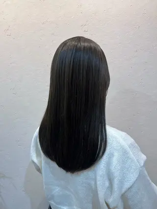 ロング カラー 工藤 梨花のヘアスタイル