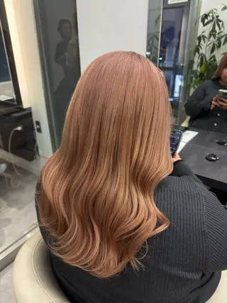 セミロング カラー ハイトーン/髪質改善 🦋KASUGA🖤のヘアスタイル