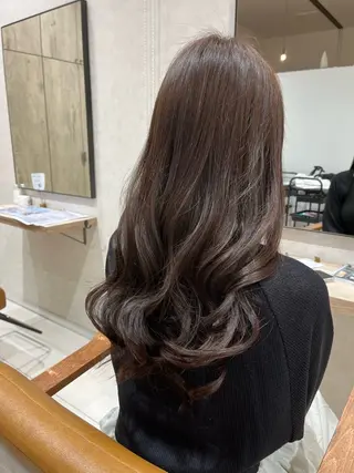 ロング カラー 透明感カラー/ 似合わせカットｍｏｅのヘアスタイル
