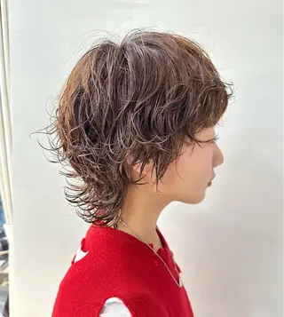 ショート パーマ 顔まわり/ボブウルフ 🤍愛唯(めい)のヘアスタイル