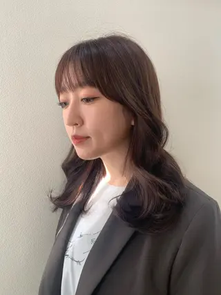 セミロング カラー 韓国🇰🇷髪質改善 Chisaki치사키のヘアスタイル